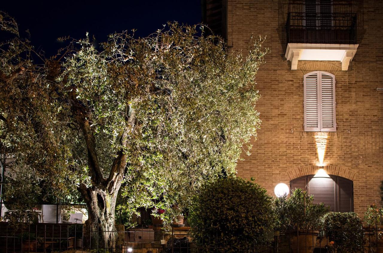 Dolci Mura Luxury Rooms Siena Kültér fotó